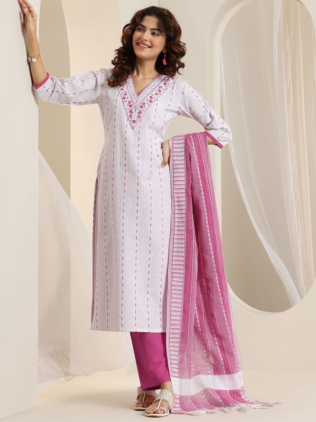 Gerua By Libas Women Ethnic Motifs Printed Kurta with Trousers & Dupatta - view 1