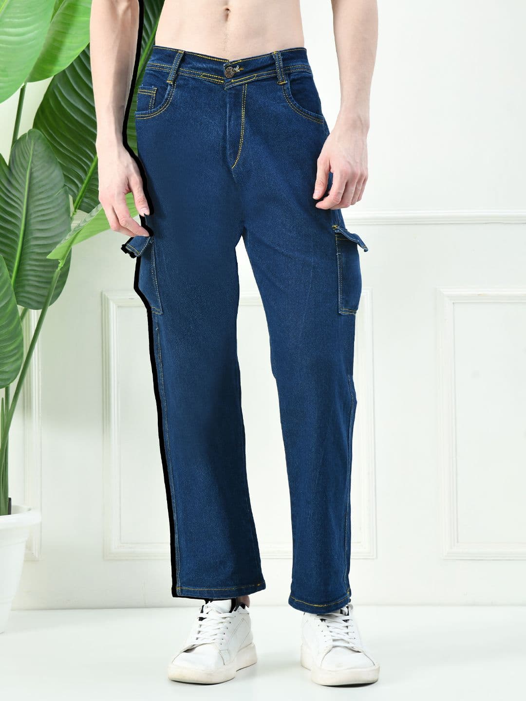 MaverIQ Men Classic Boyfriend Fit Mid-Rise Stretchable Cargo Styles Jeans - view 1