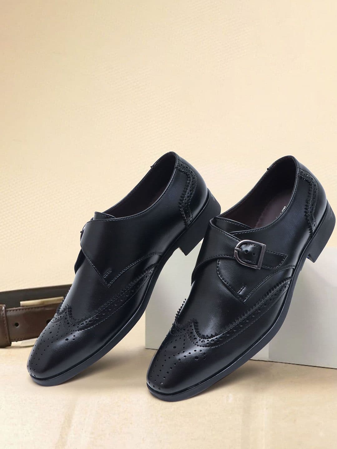Alcazo men synthetic leather party formal shoes - view 1