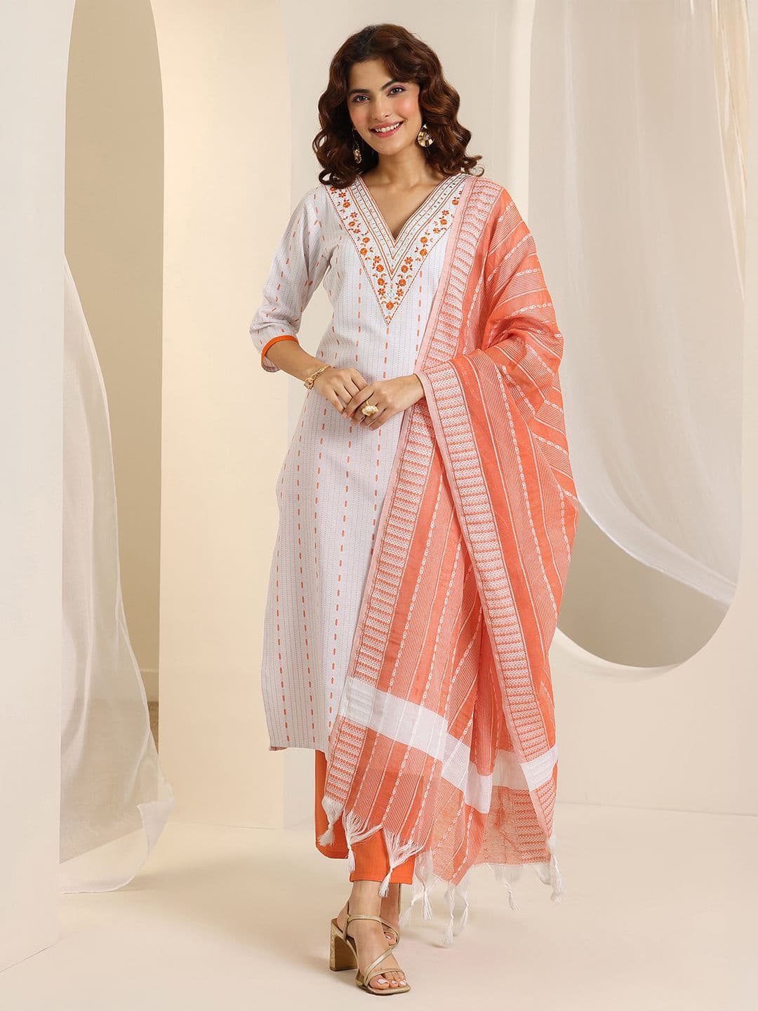 Libas Woven Design V-Neck Straight Kurta With Trousers & Dupatta - view 1