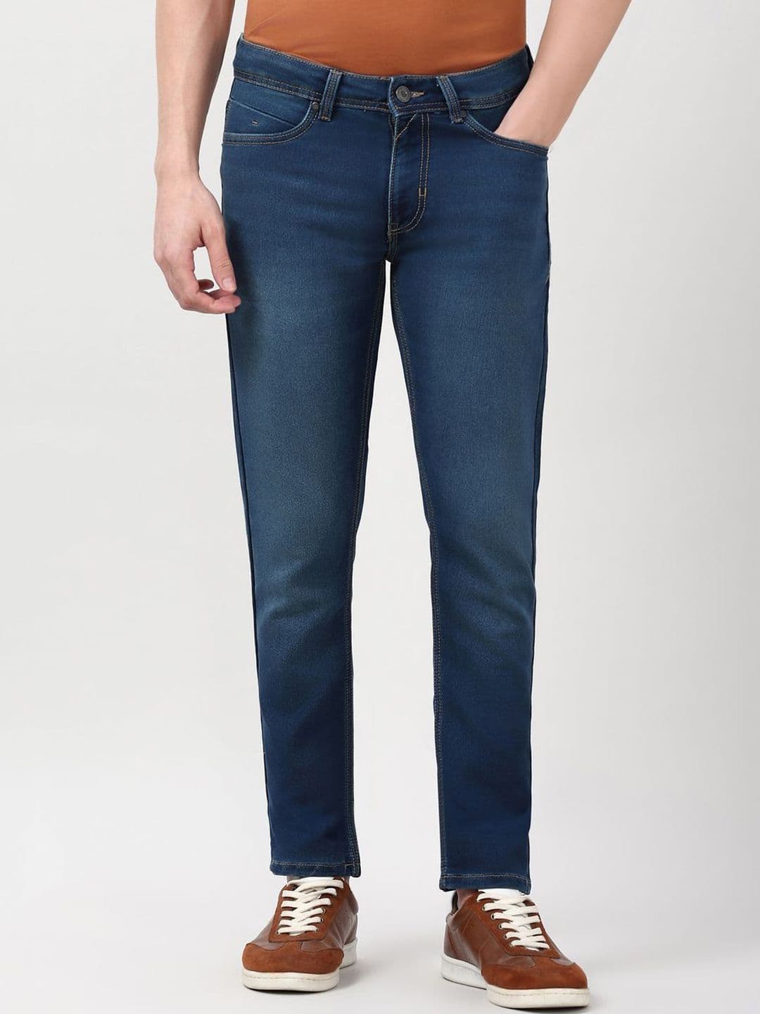 Peter England Casuals Men Slim Fit Mid-Rise Light Fade Jeans - view 1