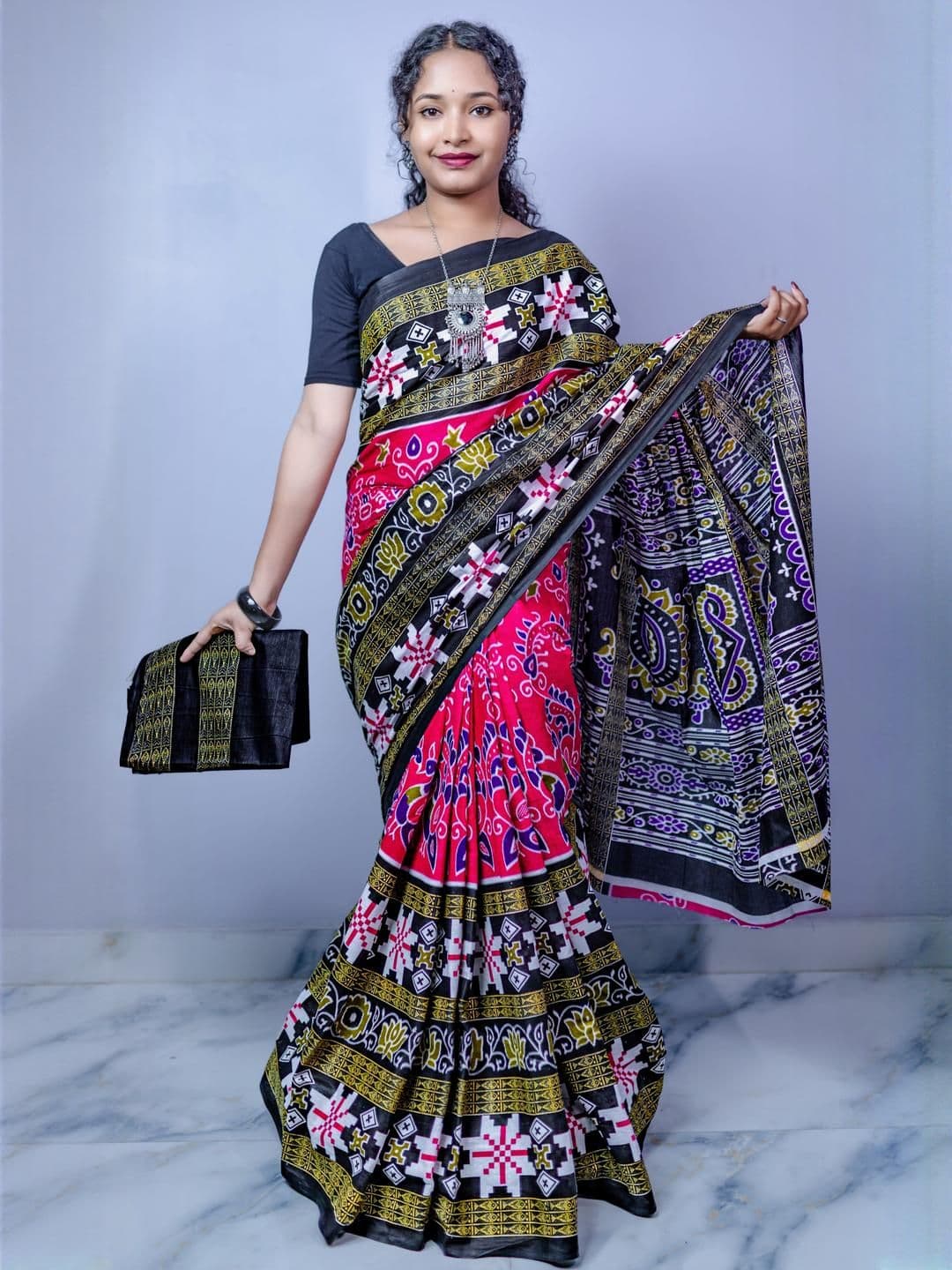 ARTFUL THREADS Ethnic Motifs Pure Cotton Sambalpuri Saree - view 1