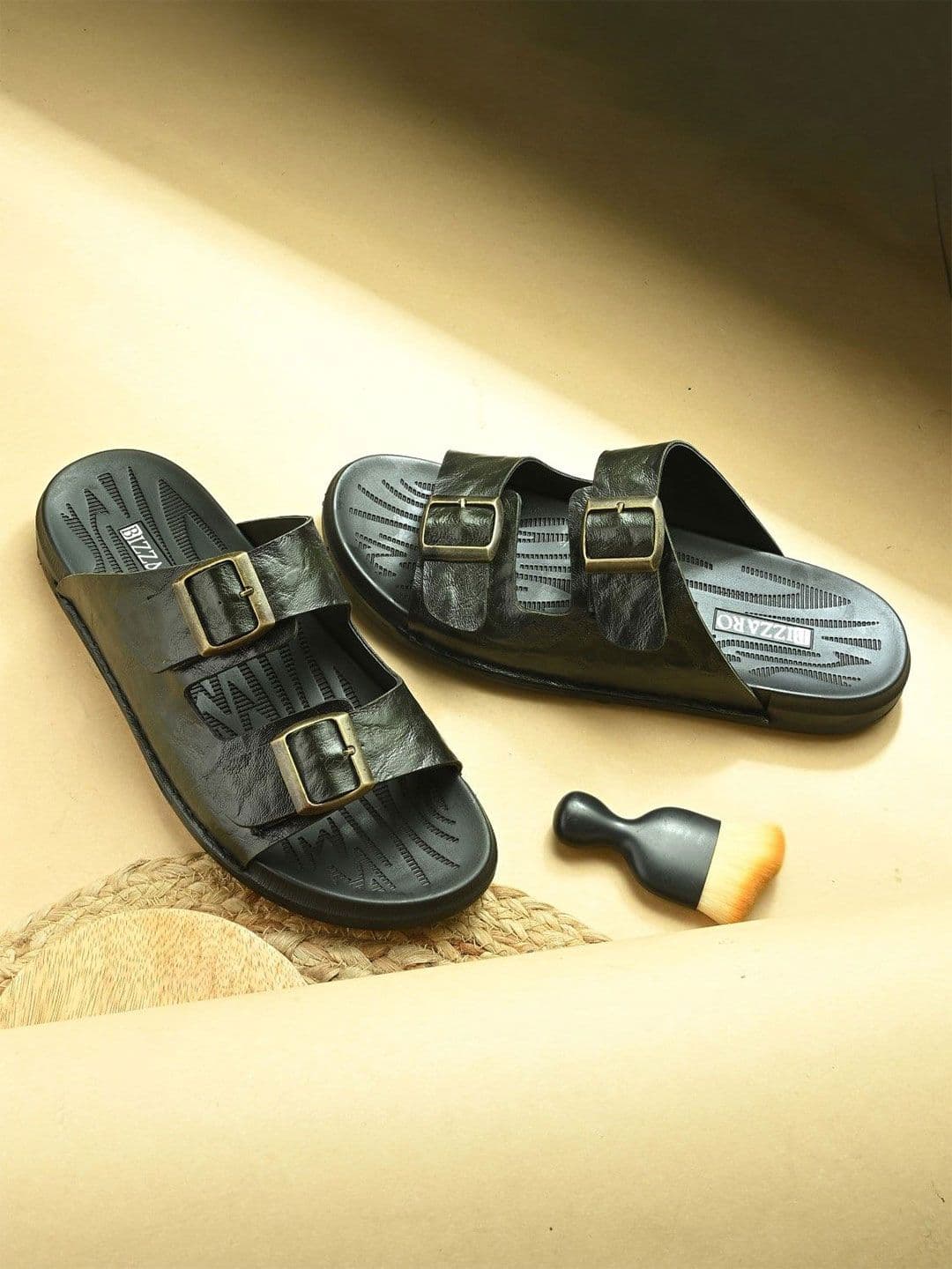BIZZARO Men Slip-On Comfort Sandals - view 1