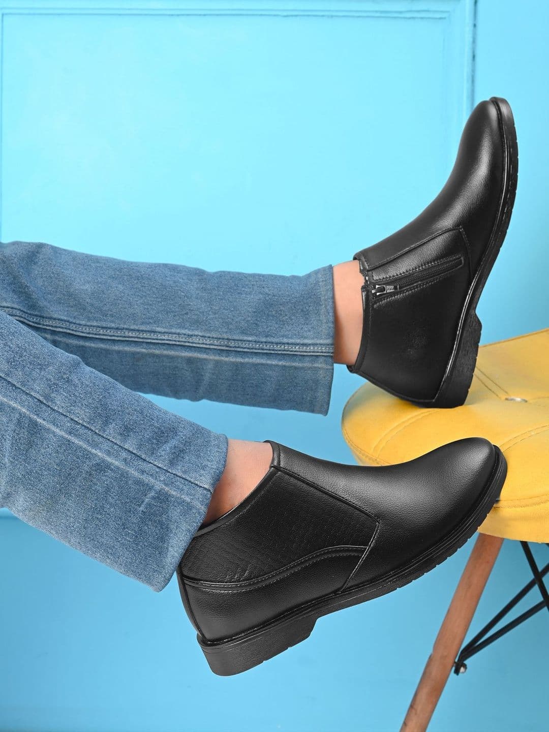 HERE&NOW Men Black Synthetic Leather Formal Shoes - view 1