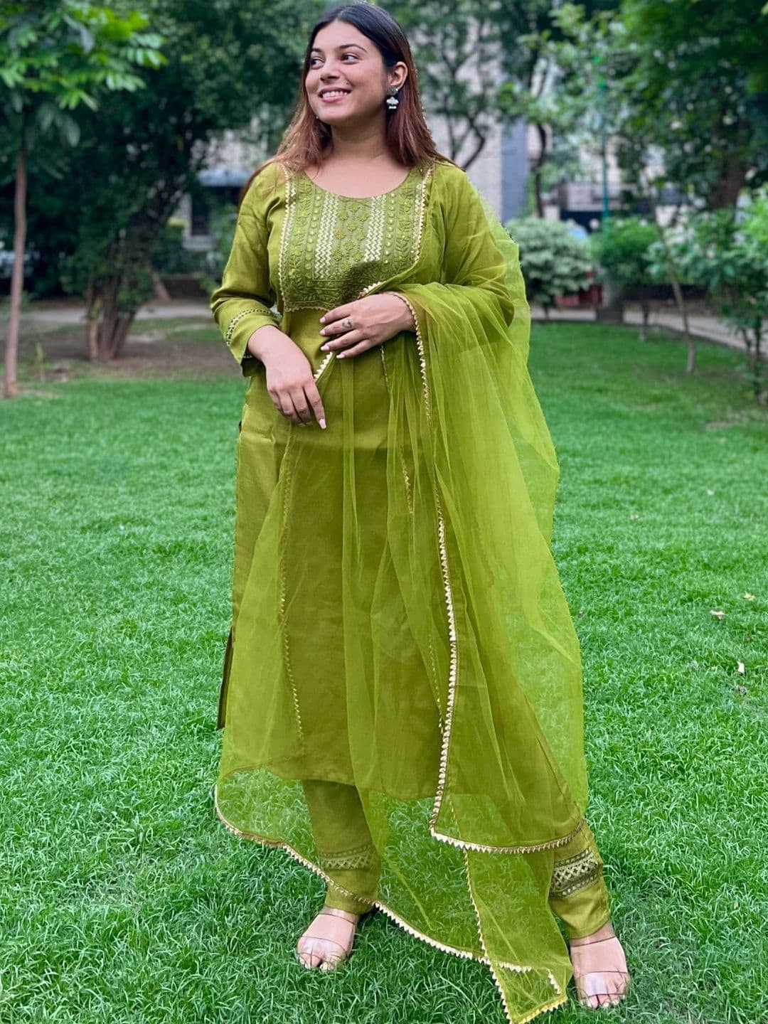 Twika Women Floral Embroidered Thread Work Kurta with Trousers & With Dupatta - view 1