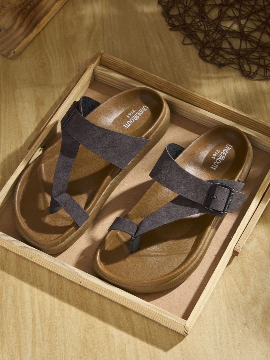 UNDERROUTE Comfort Sandals - view 1