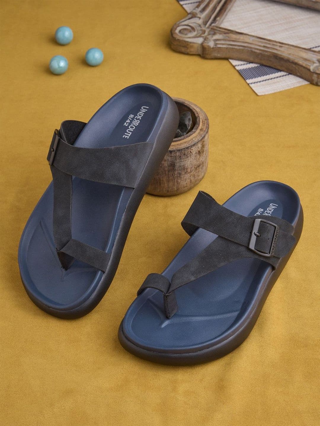 UNDERROUTE Men Comfort Sandals - view 1