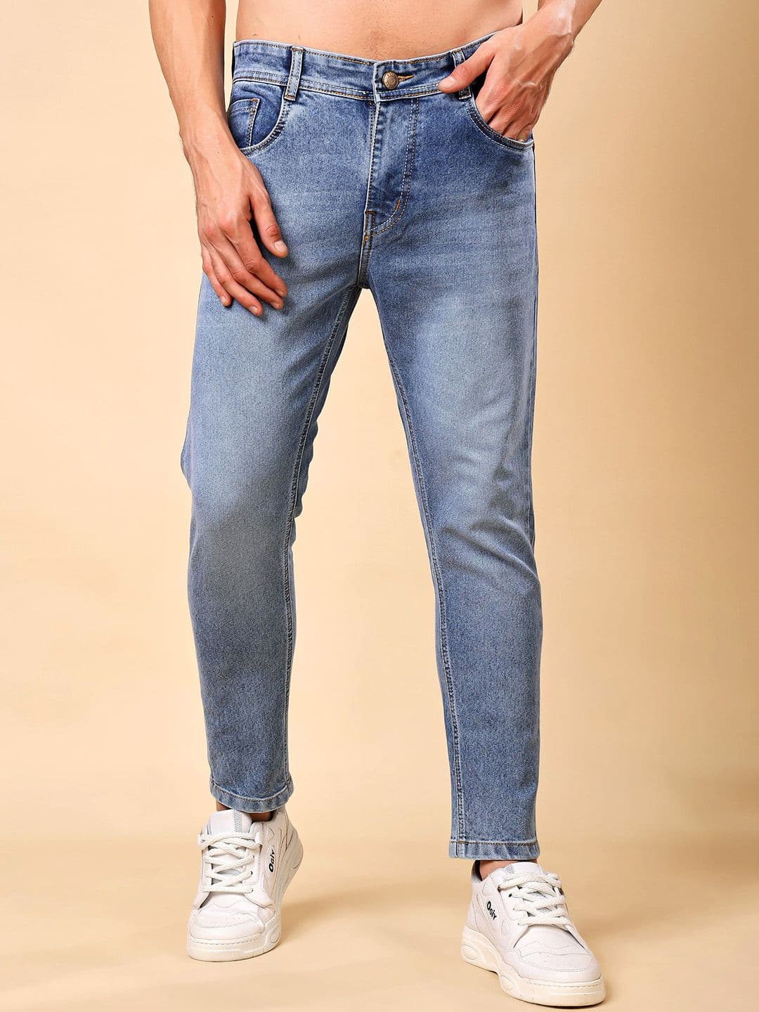London Hills Men Pop Slim Fit Mid-Rise Light Fade Jeans - view 1