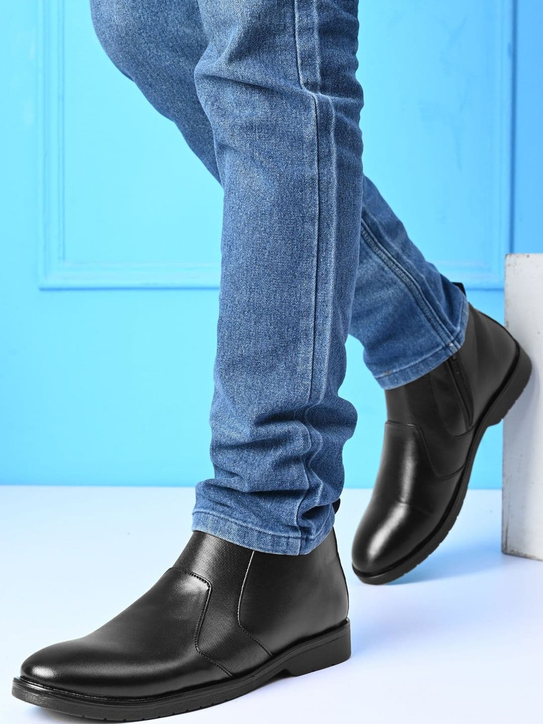 HERE&NOW Men Black Formal Shoes - view 1