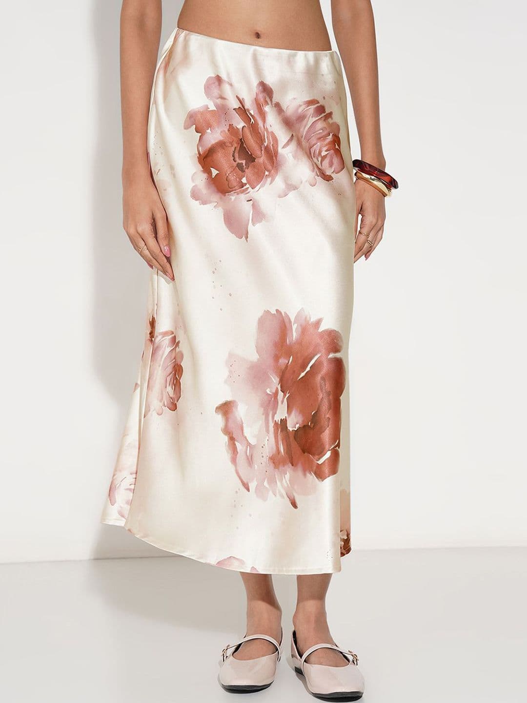 Annabelle by Pantaloons Women Floral Printed A-line Mid Rise Midi Skirts - view 1
