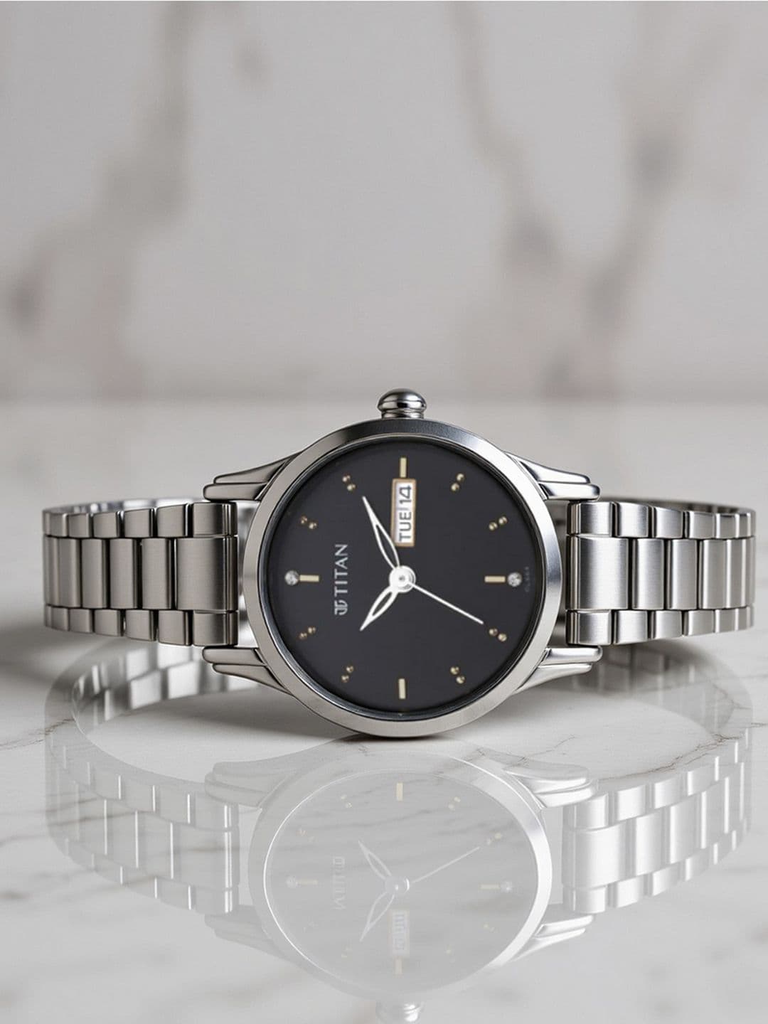 Titan Lagan Quartz Analog With Black Dial Watch For Women - Nt2656sm03 - view 1