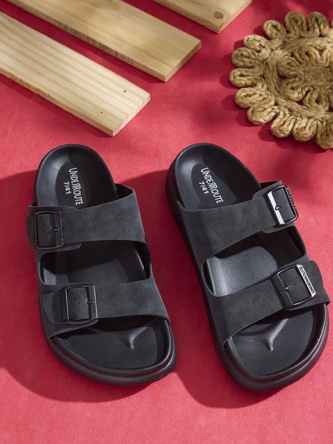 UNDERROUTE Comfort Sandals - view 1