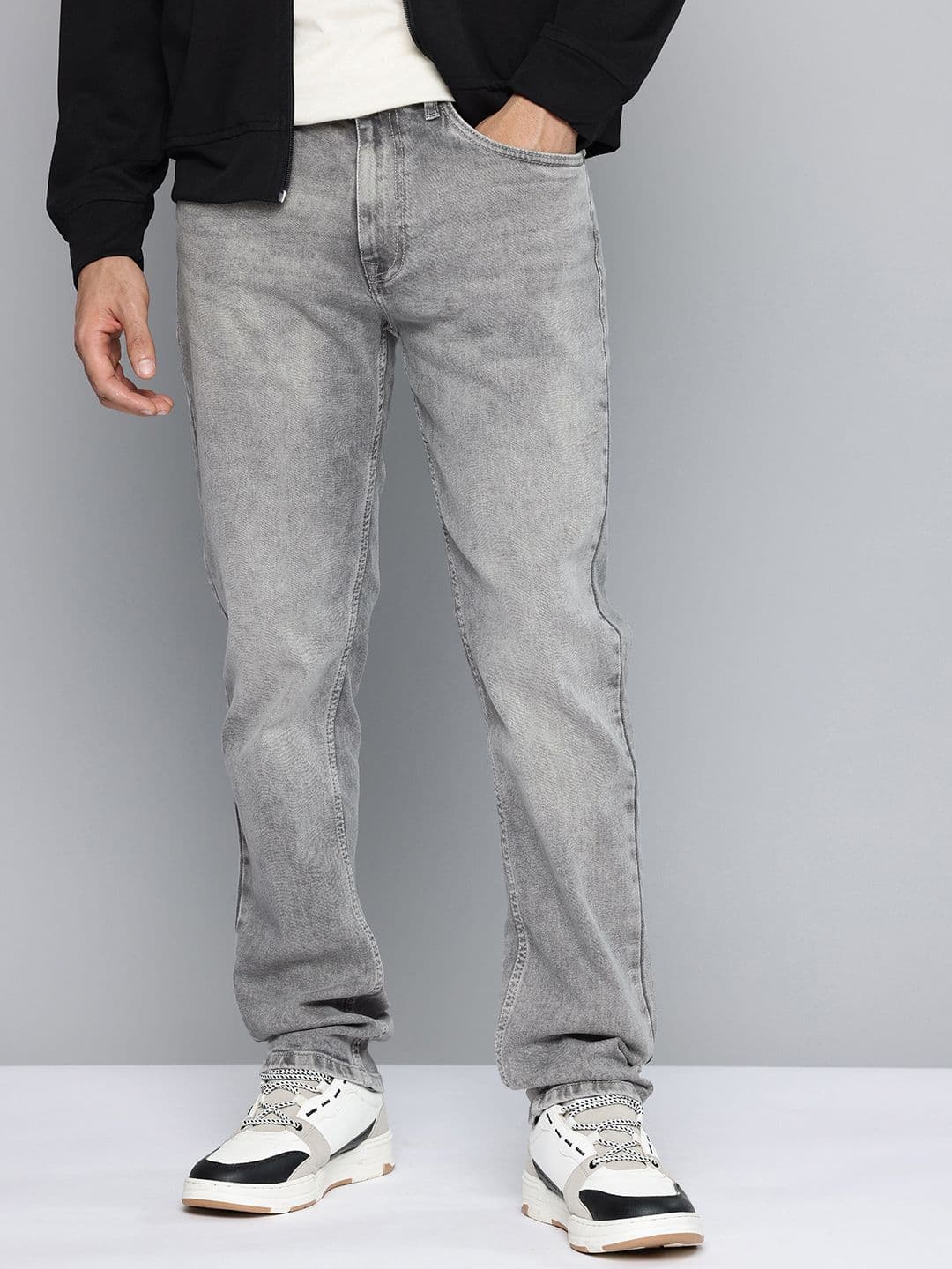 Mufti Men Relaxed Straight Fit Heavy Fade Stretchable Jeans - view 1