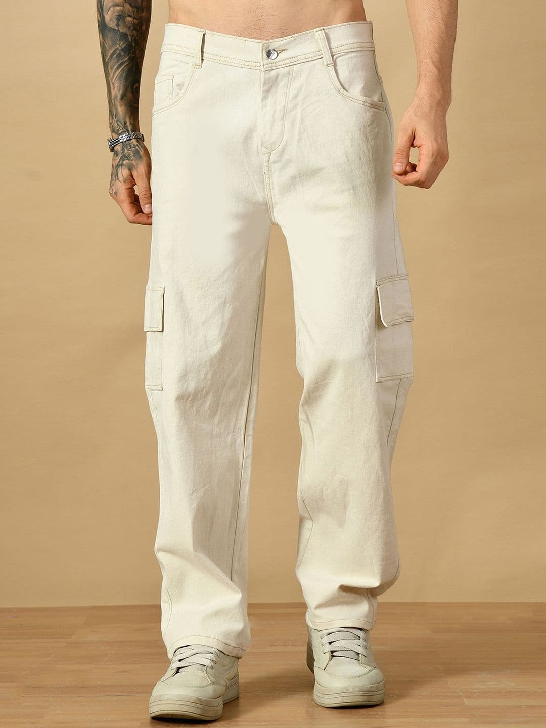 MaverIQ Men Classic Baggy Fit Mid-Rise Stretchable Cargo Styles Denim Jeans - view 1