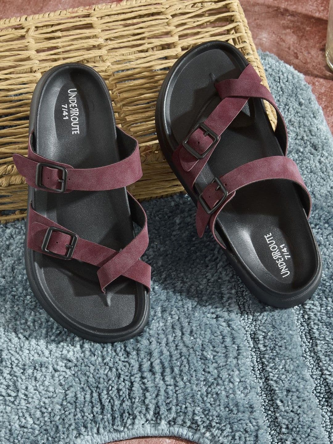 UNDERROUTE Men Comfort Sandals - view 1