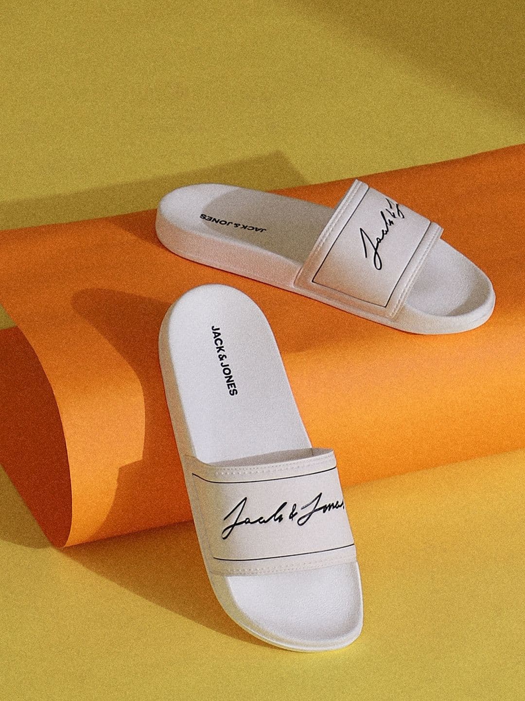 Jack & Jones Men Printed Sliders - view 1