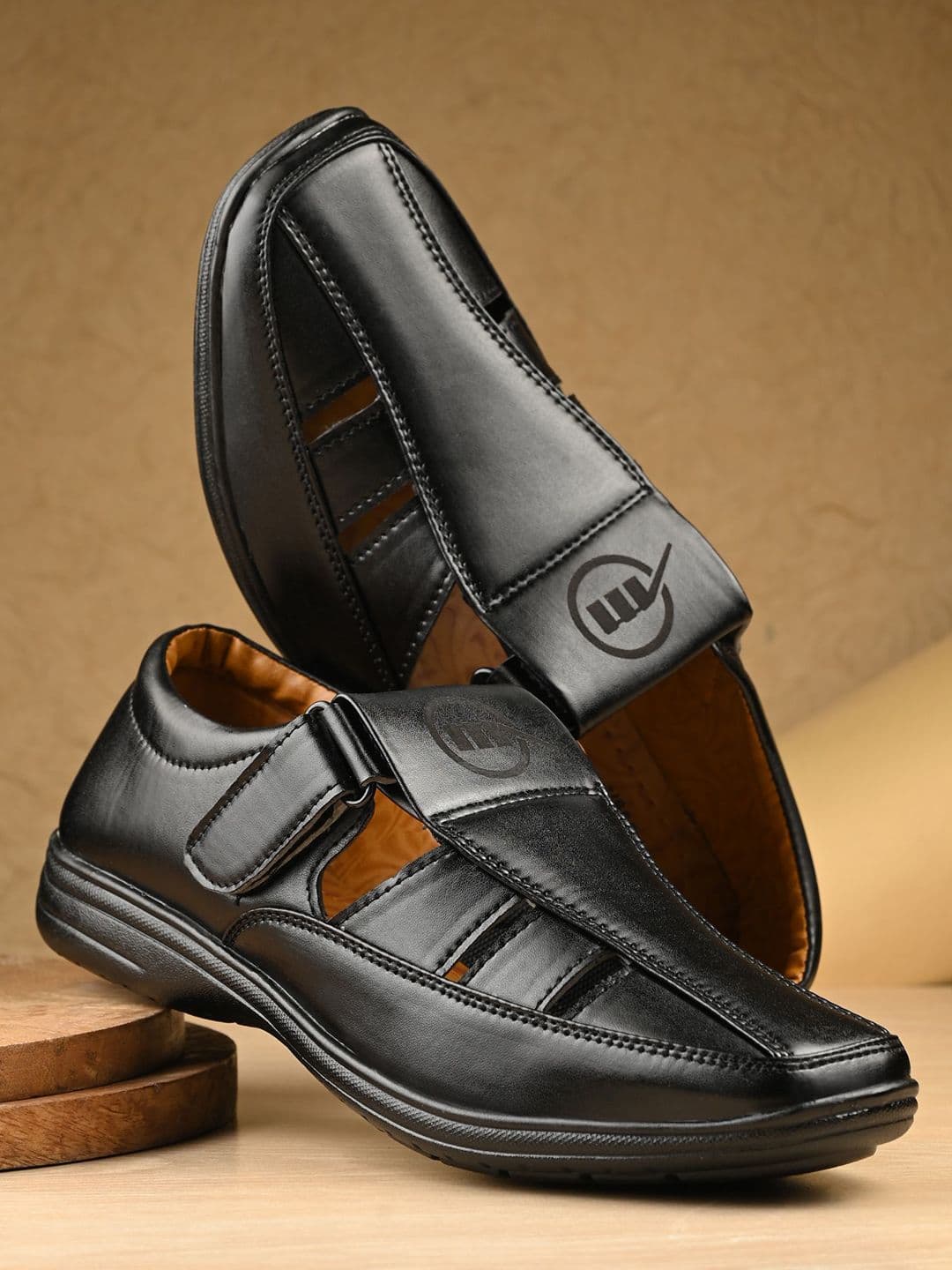 AMICO Velcro Shoe-Style Sandals - view 1