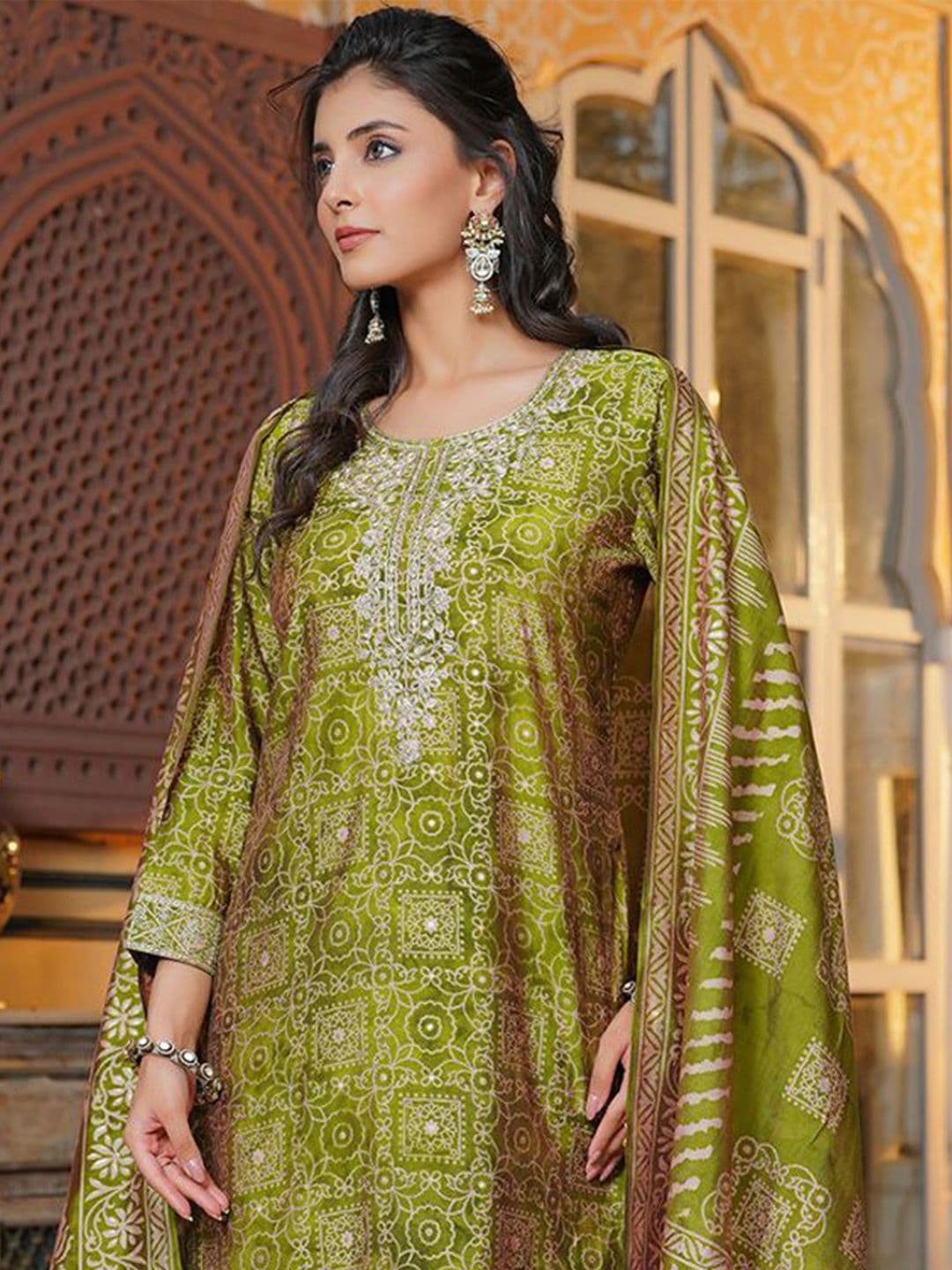 KALINI Women Ethnic Motifs Embroidered Regular Thread Work Kurta Set With Dupatta - view 1
