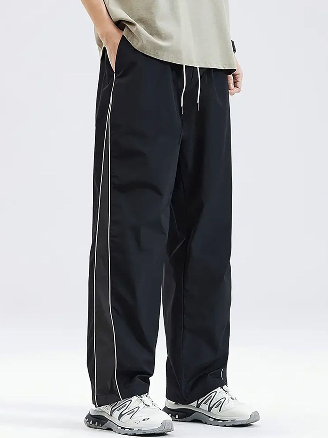 The Modern Soul Men Loose-Fit Track Pant - view 1