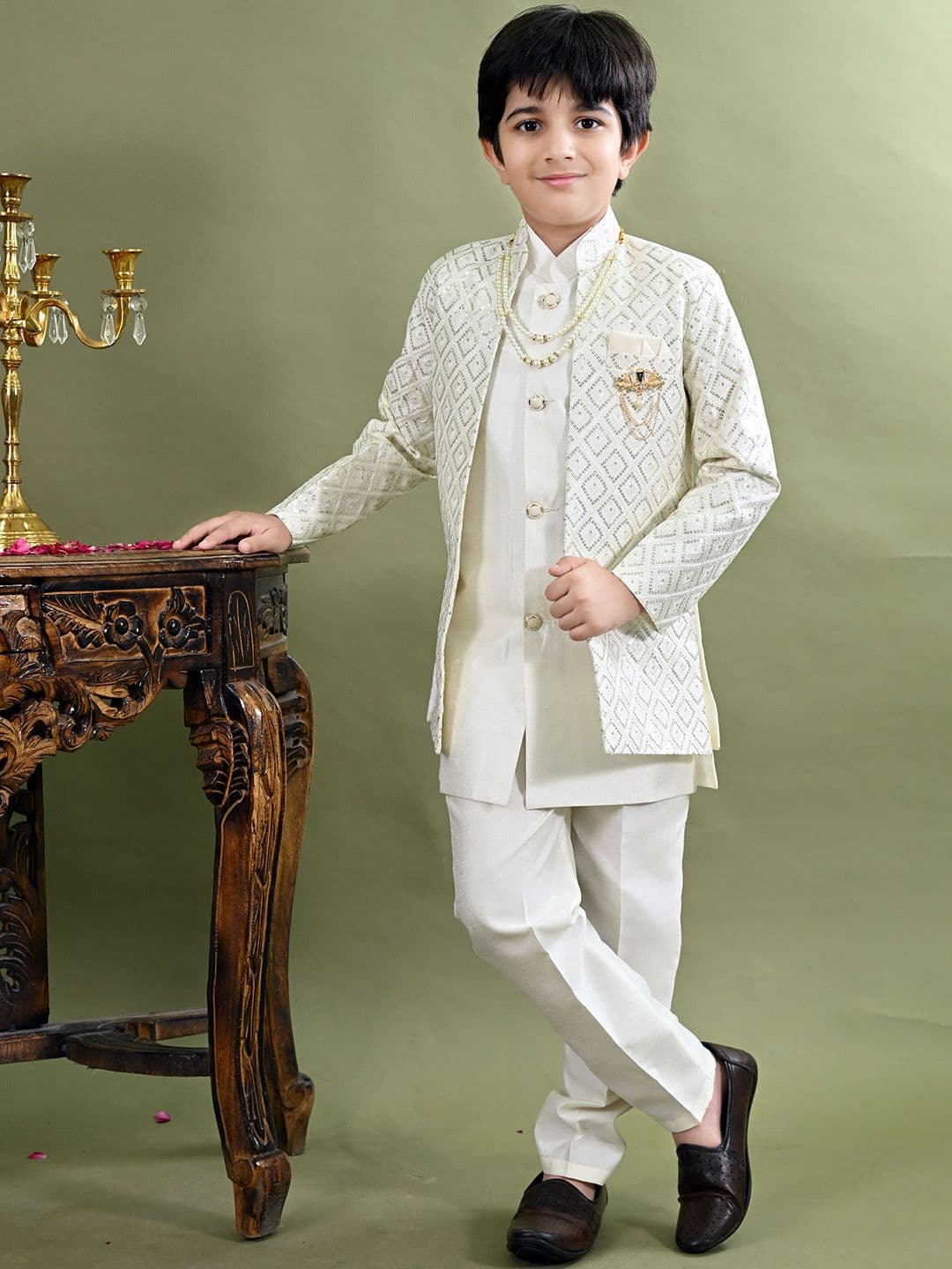 BT DEZINES Boys Geometric Embroidered Mandarin Collar Sherwani Set