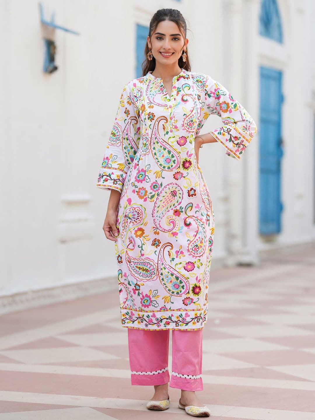 Rain & Rainbow Paisley Printed Mandarin Collar Straight Cotton Kurta - view 1