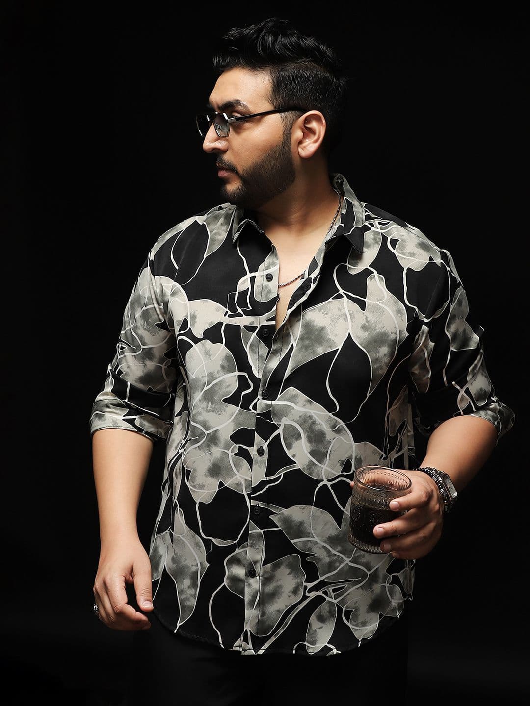 Instafab Plus Men Plus Size Comfort Fit Floral Printed Spread Collar Casual Shirt - view 1