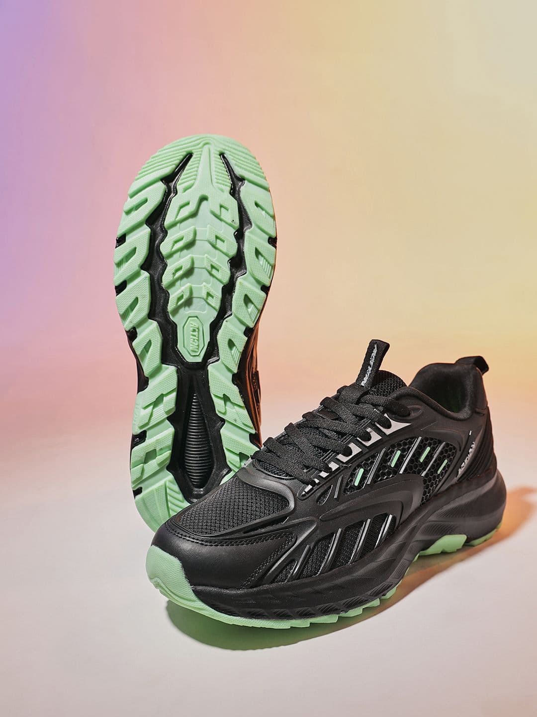 Action Men Mesh Running Lace-Ups Non-Marking Sports Shoes - view 1