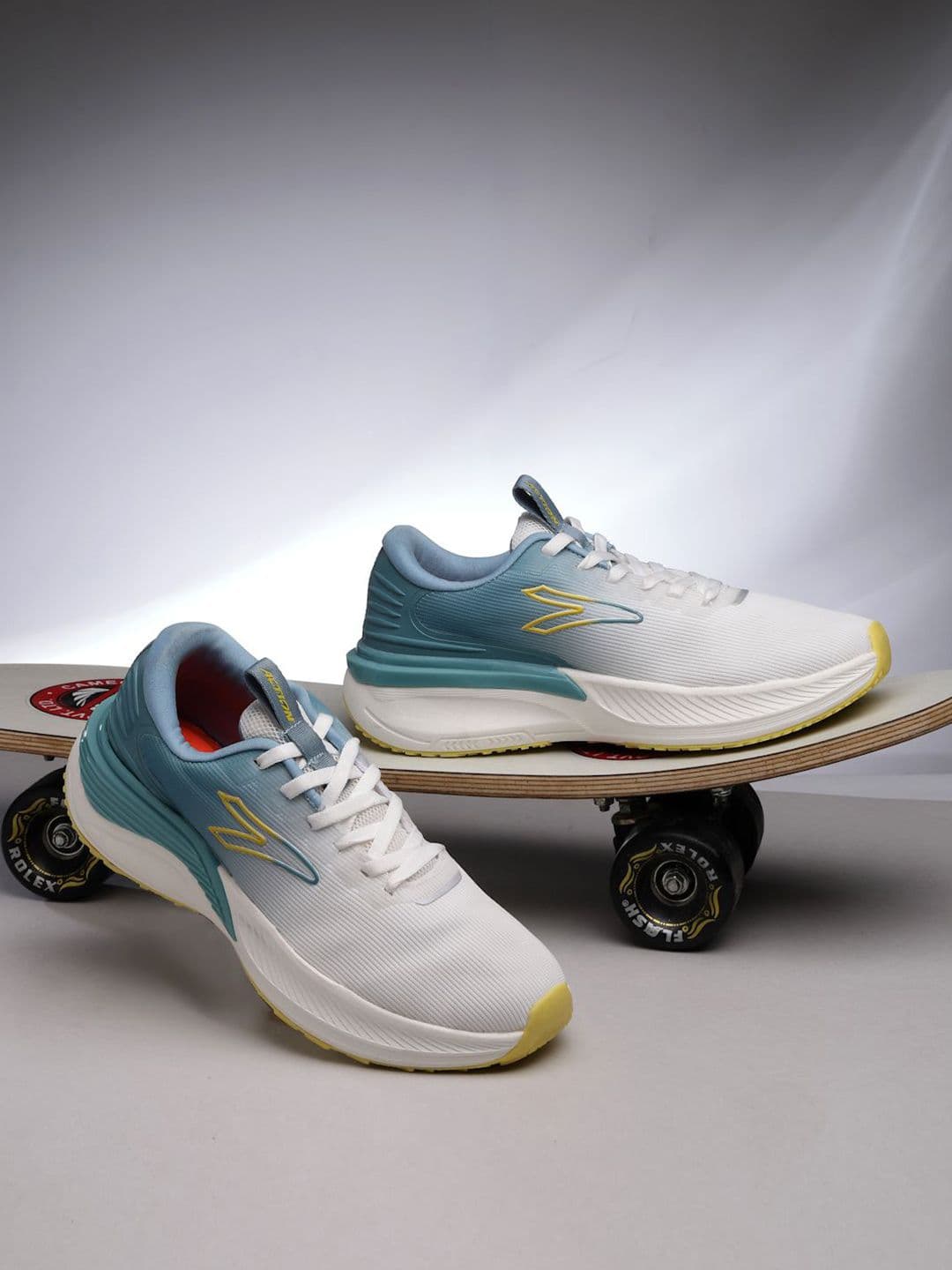Action Men Mesh Running Non-Marking Shoes - view 1