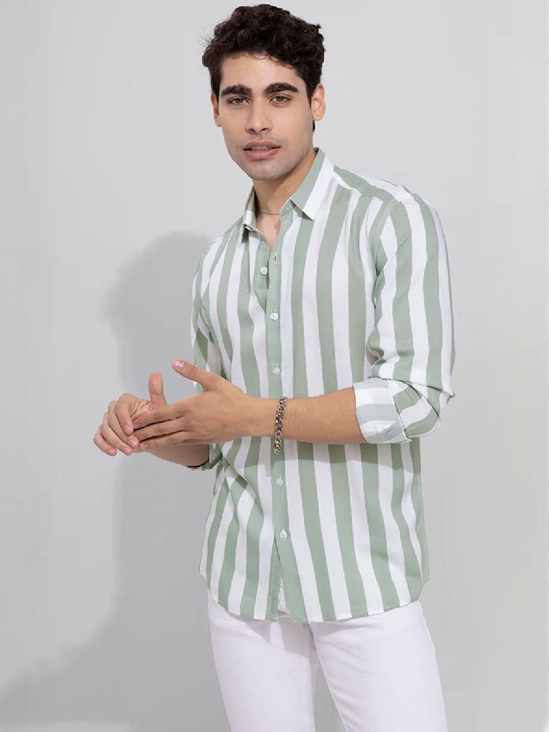 Eleni Trendz Men White & Green Striped Casual Shirt - view 1