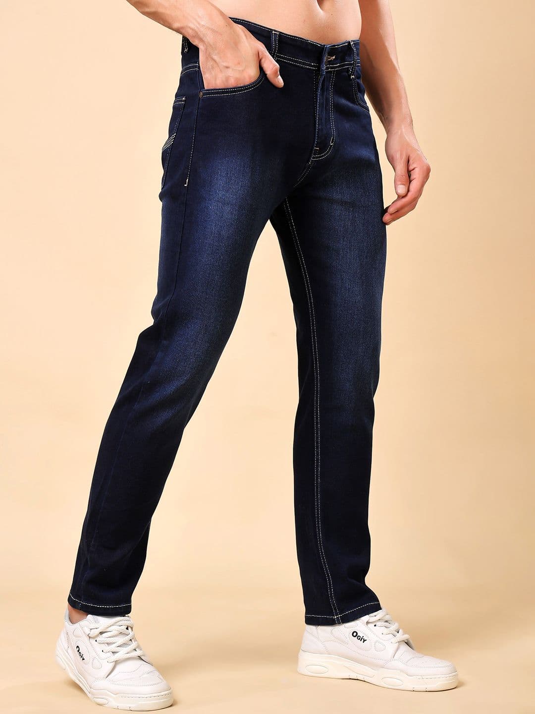 London Hills Men Regular Fit Mid-Rise Light Fade Cotton Jeans - view 1