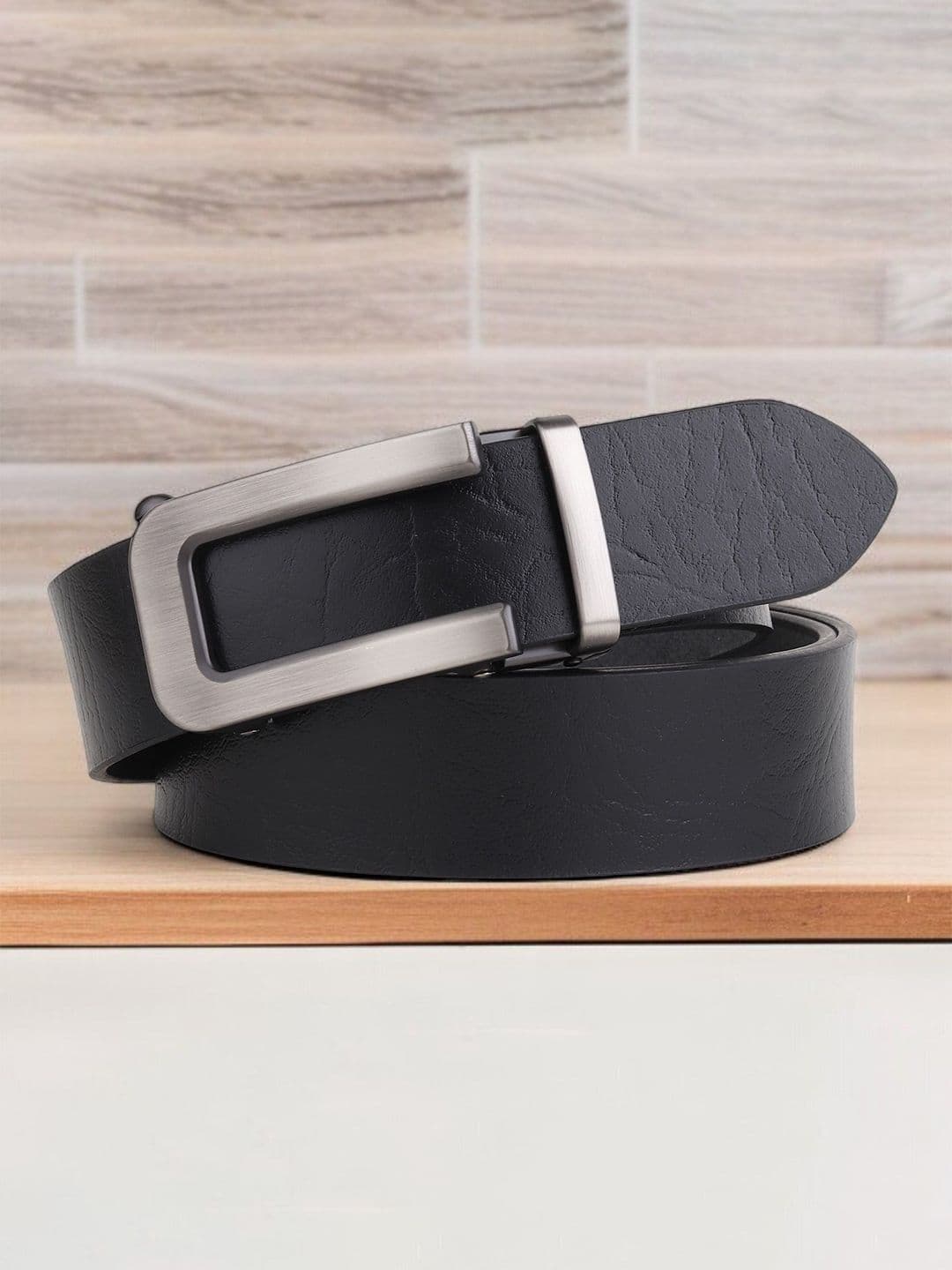 LOOPA Men Textured Leather Formal Belt