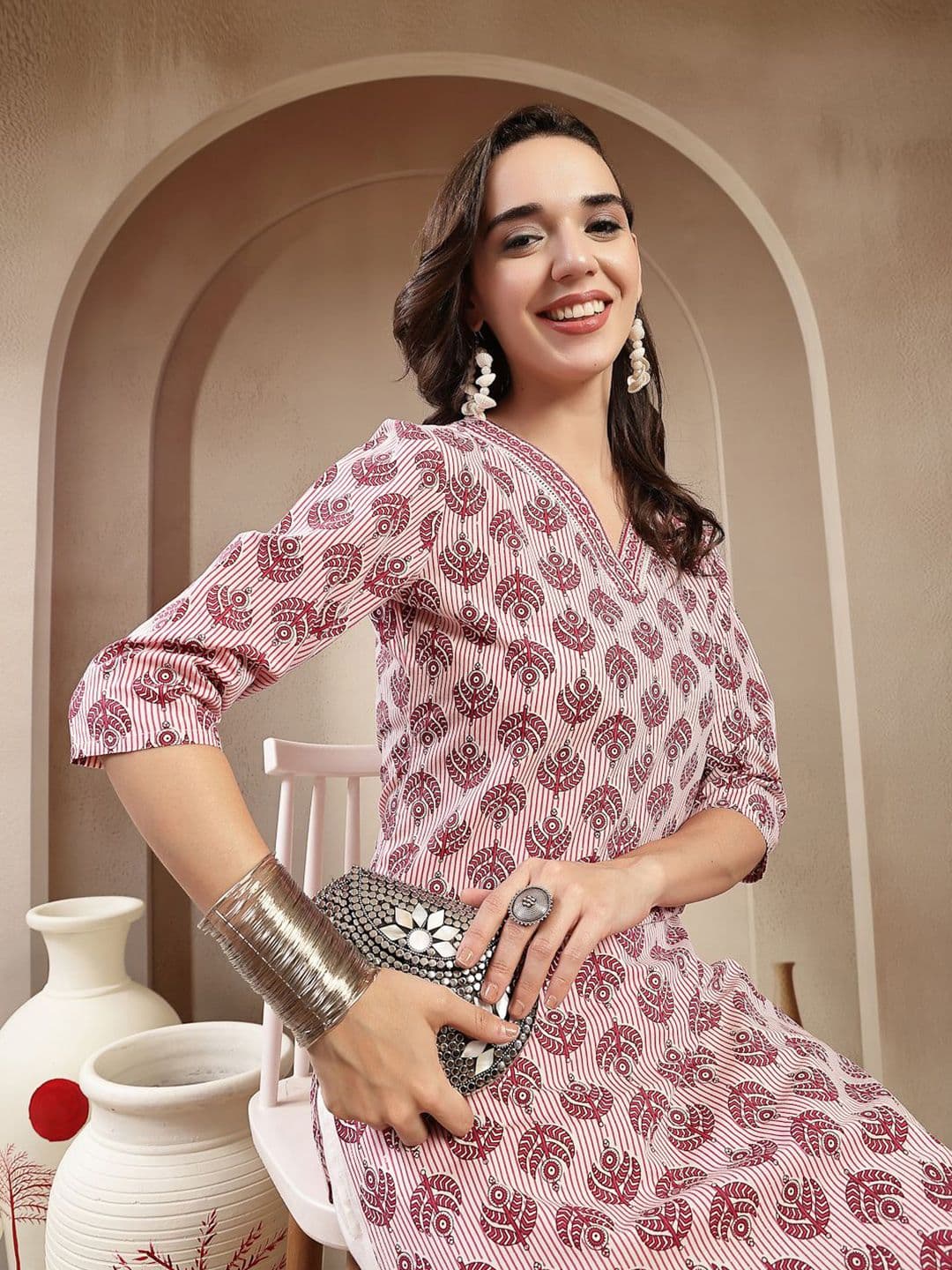 Stylum Ethnic Motifs Printed V-Neck Pure Cotton Kurta - view 1