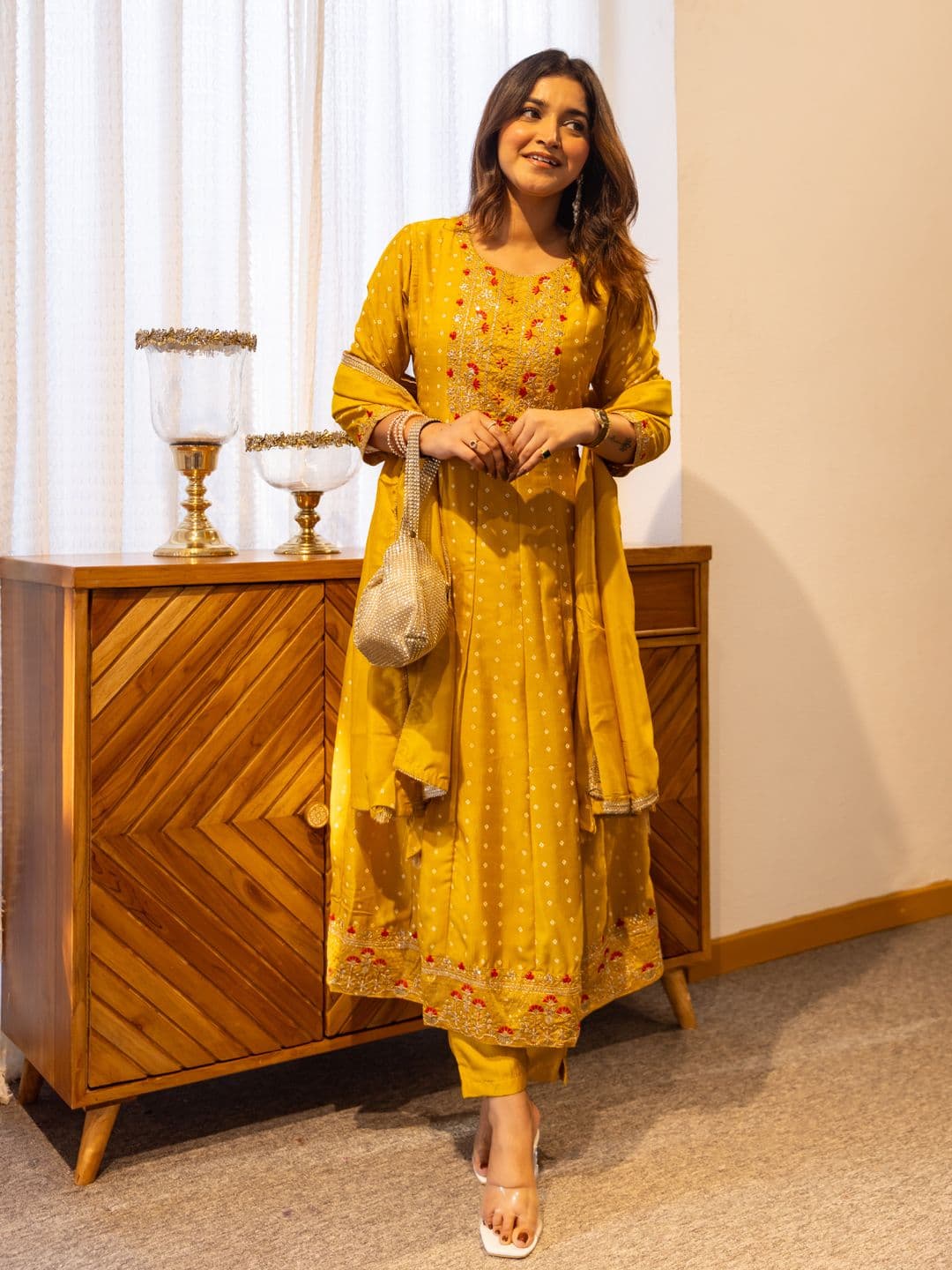 VredeVogel Women Bandhani Embroidered Regular Thread Work Kurta with Trousers & Dupatta - view 1
