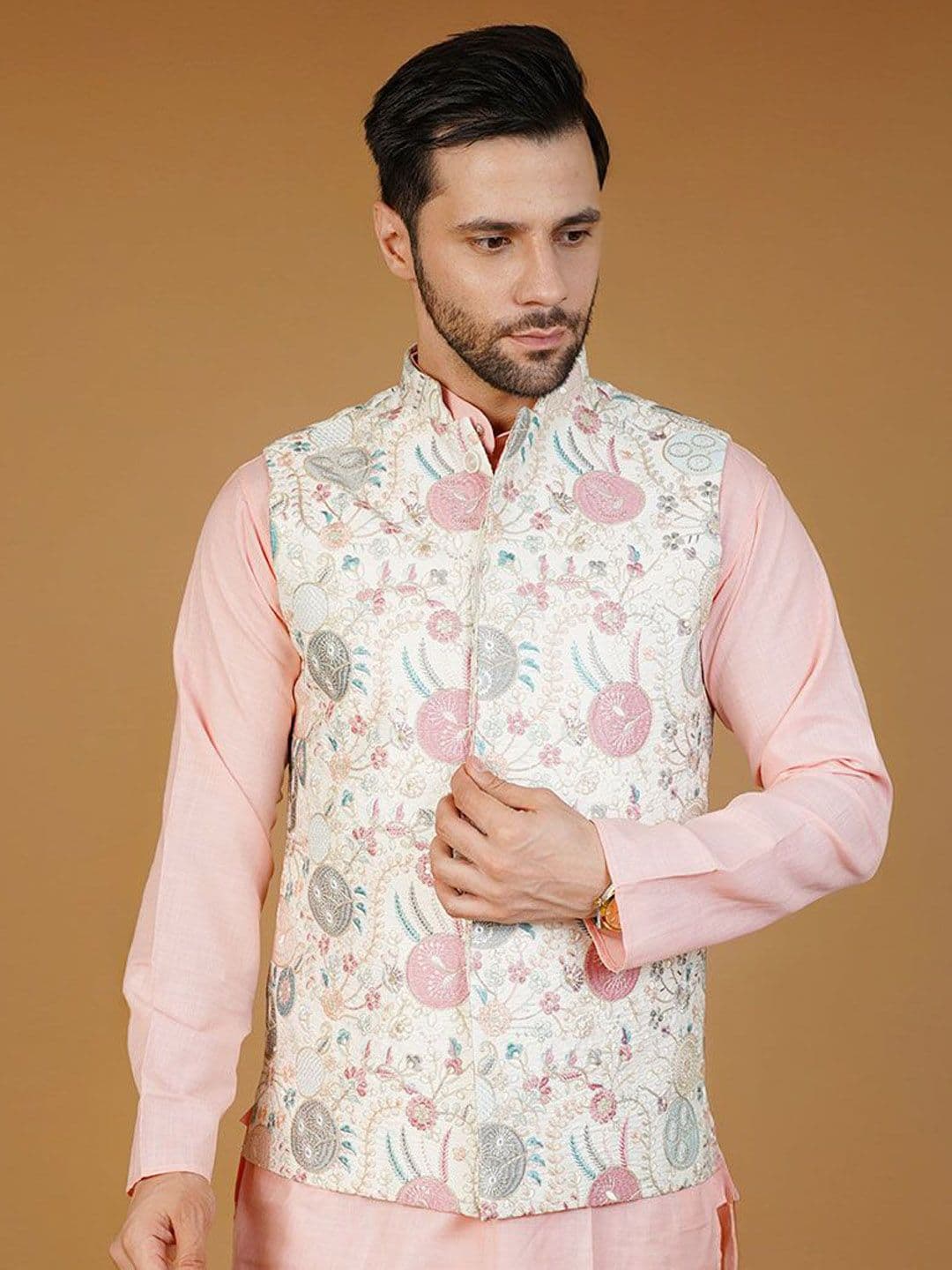 Wintage Men Embroidered Nehru Jacket - view 1