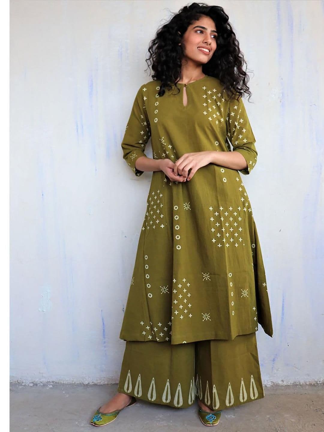 Aaghnya Women Viscose Rayon Kurta & Palazzos - view 1