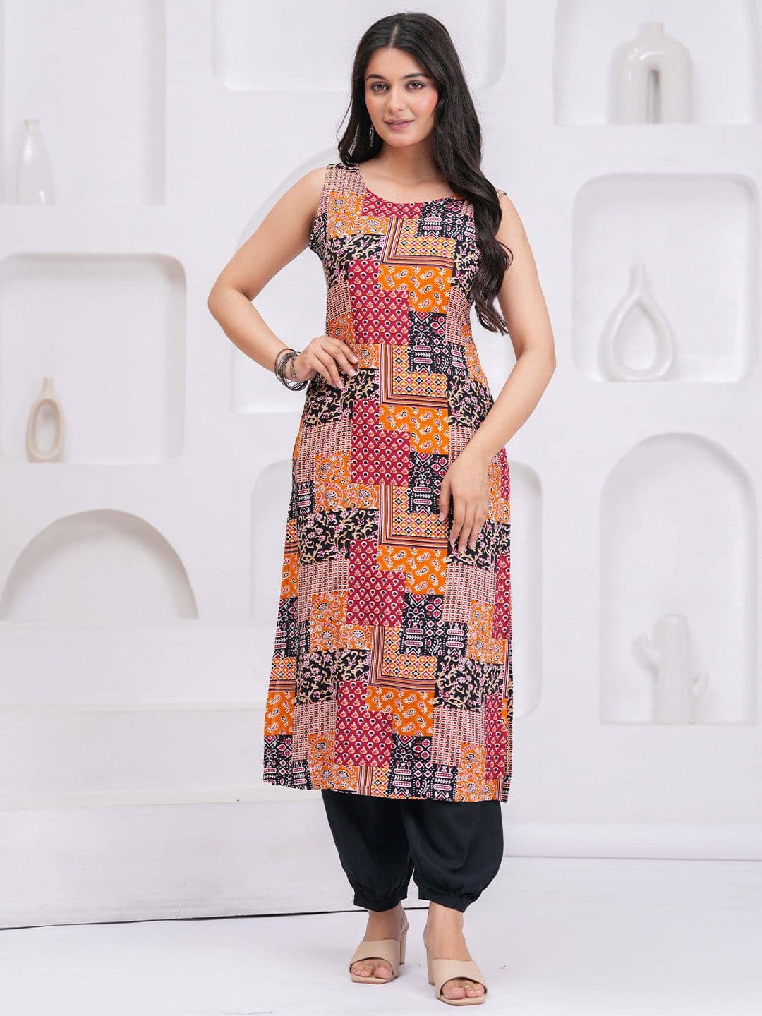 KALINI Women Ethnic Motifs Printed Daily Straight Kurta - view 1
