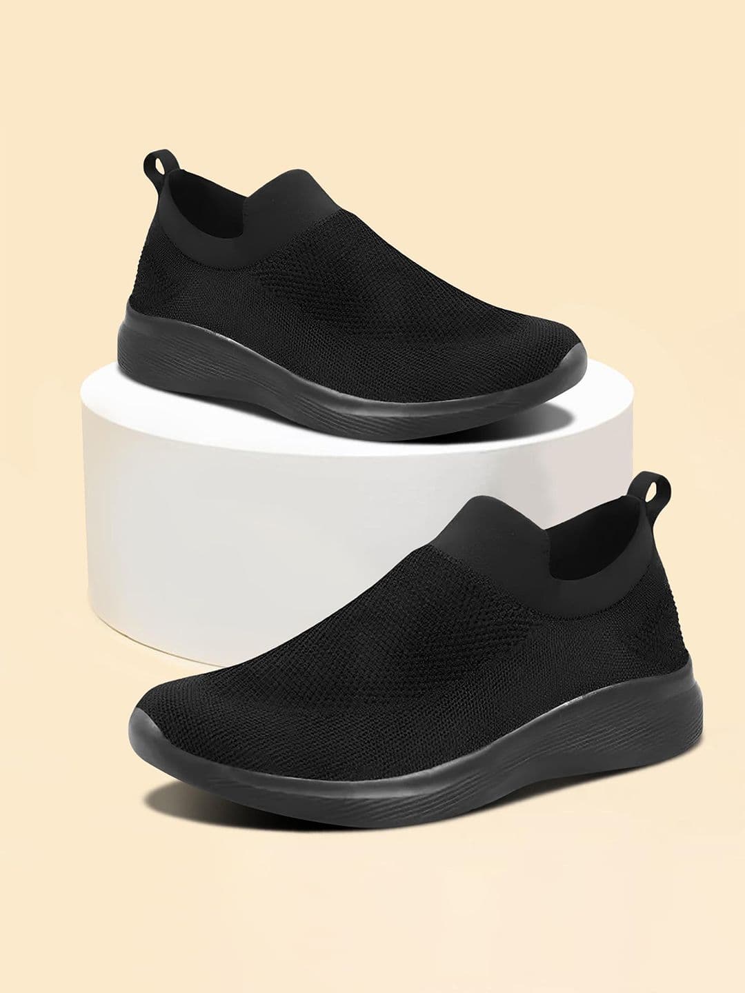 Aircum Men Mesh Running Non-Marking Shoes - view 1