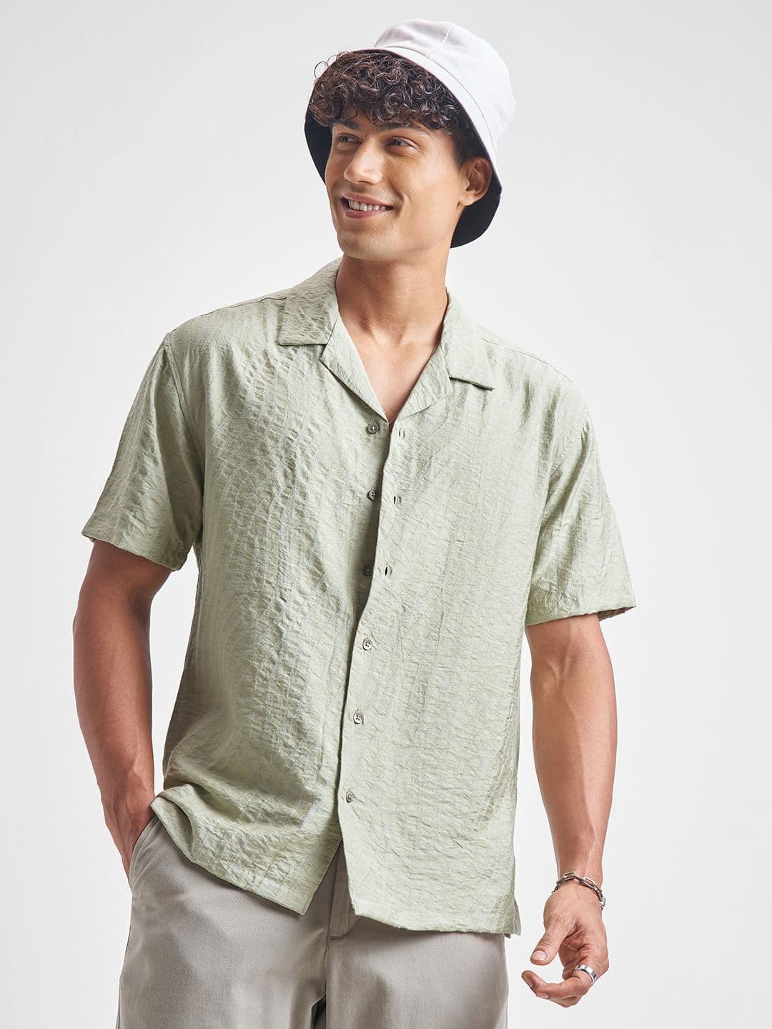 HIGHLANDER Men Relaxed Fit Textured Cuban Collar Casual Shirt - view 1