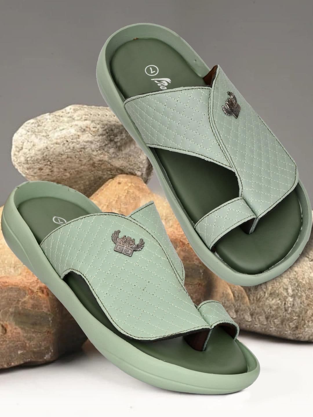 REAL BLISS FOOTWEAR Men Synthetic Leather Non Slip Lightweight Comfort Sandals - view 1