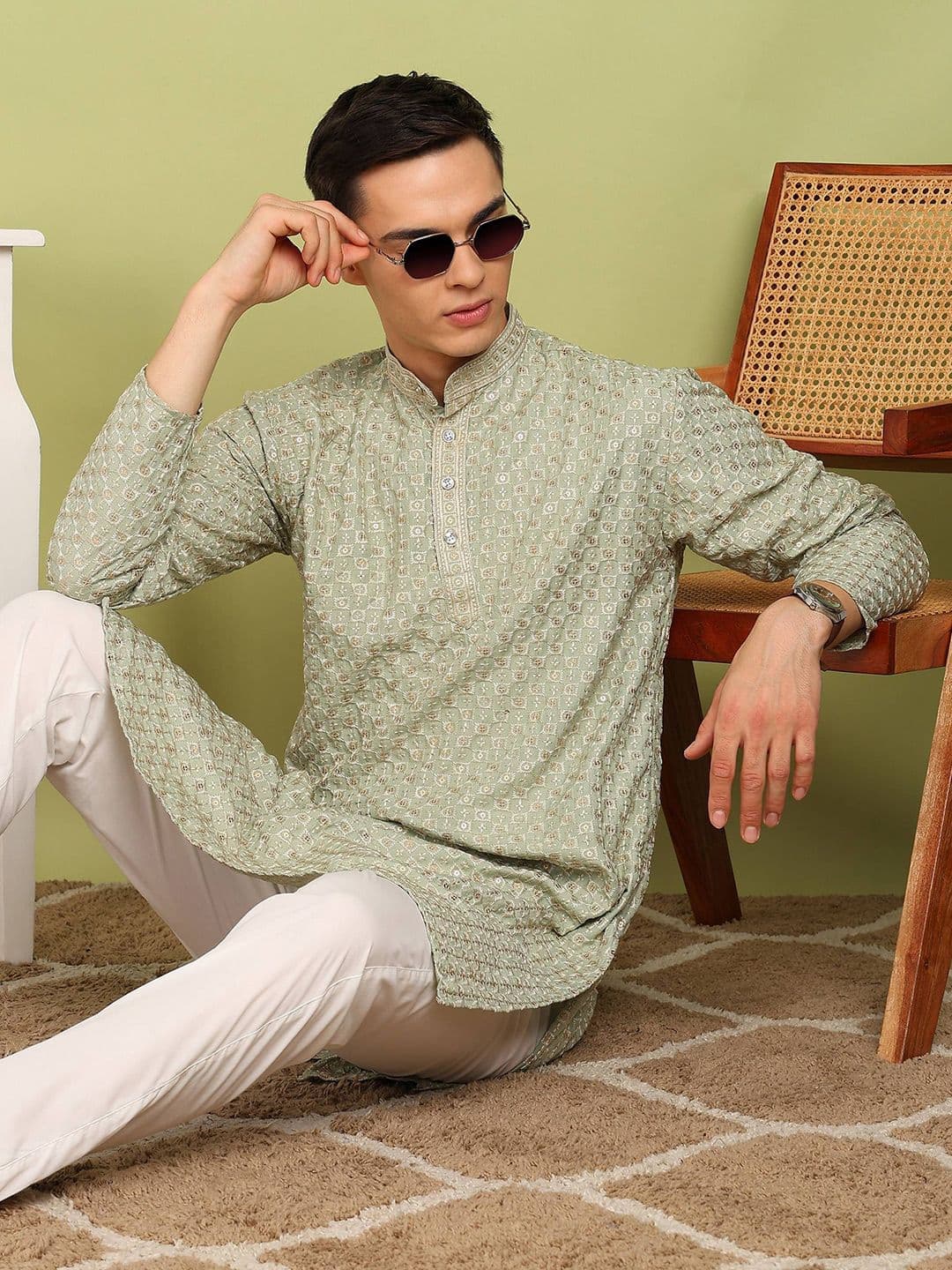 FUBAR Geometric Embroidered Thread Work Mandarin Collar Straight Kurta - view 1