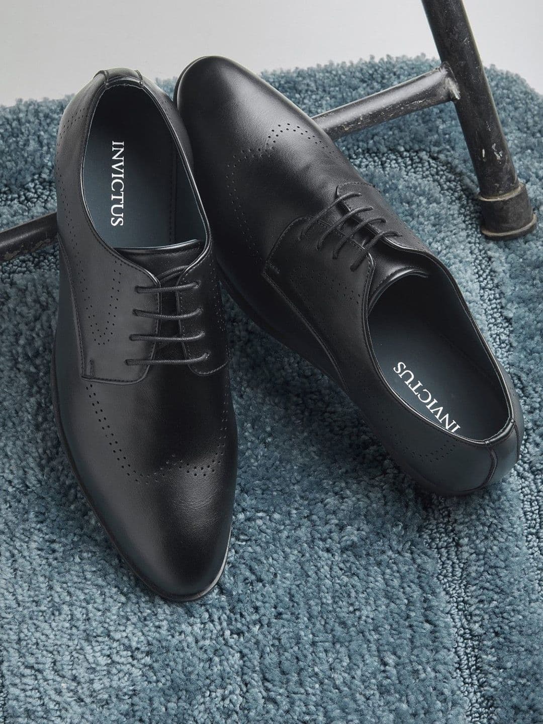 INVICTUS Men Textured Formal Brogues - view 1