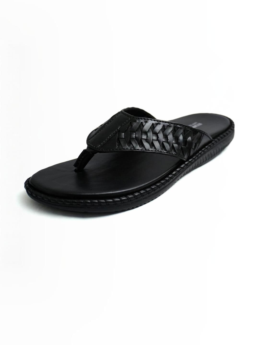 RUNRAVE Men Black Flip Flops - view 1