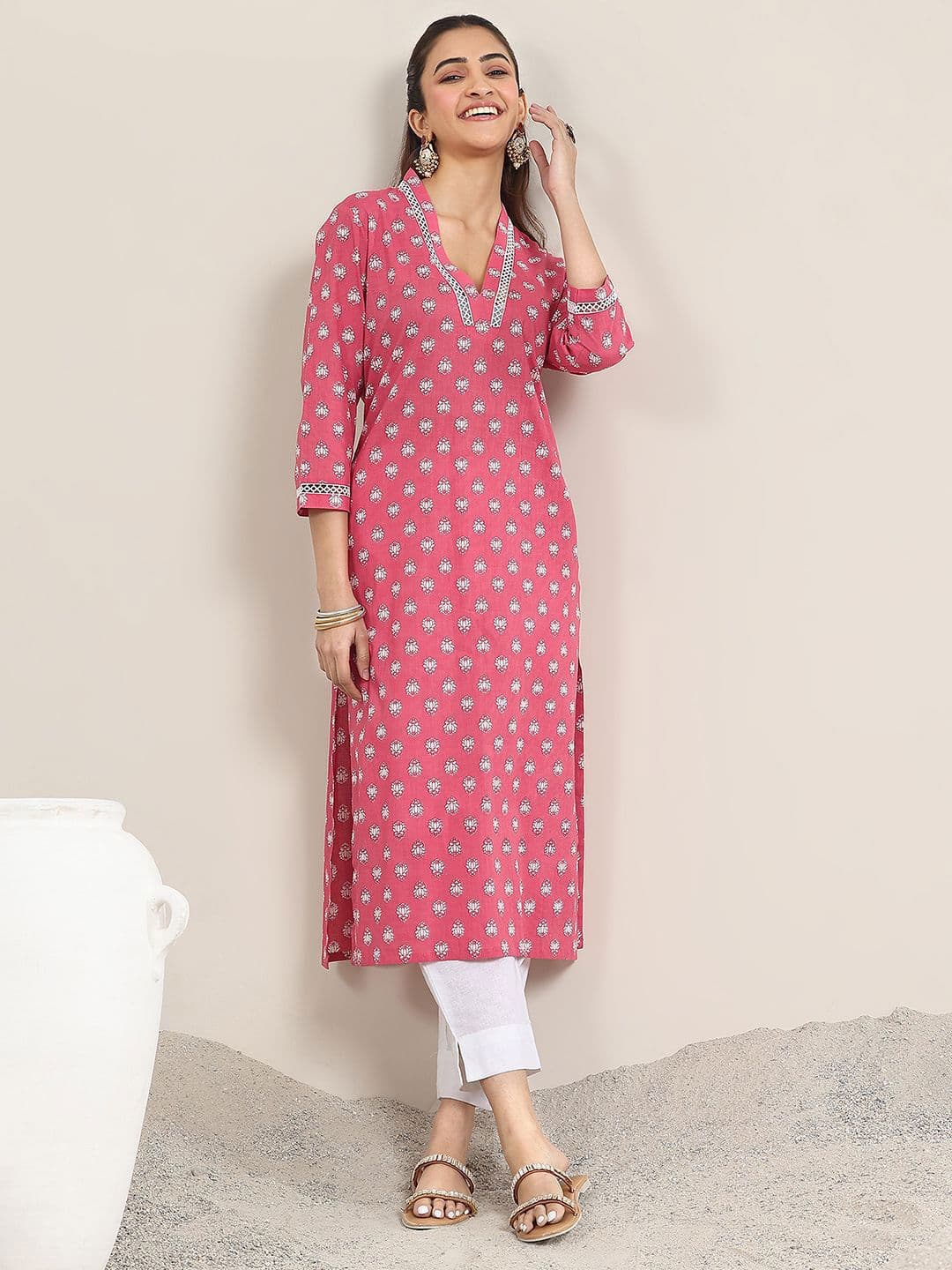 Libas Women Floral Daily Cotton Straight Kurta - view 1