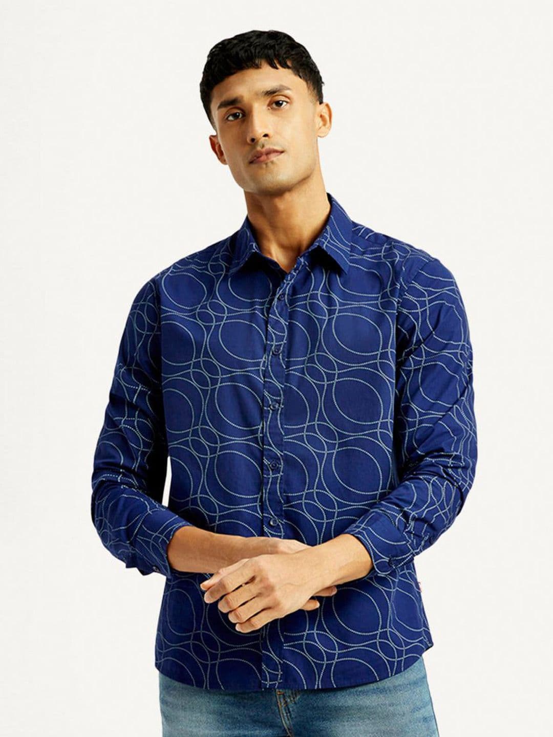 Levis Men Classic Slim Fit Geometric Printed Spread Collar Casual Shirt - view 1