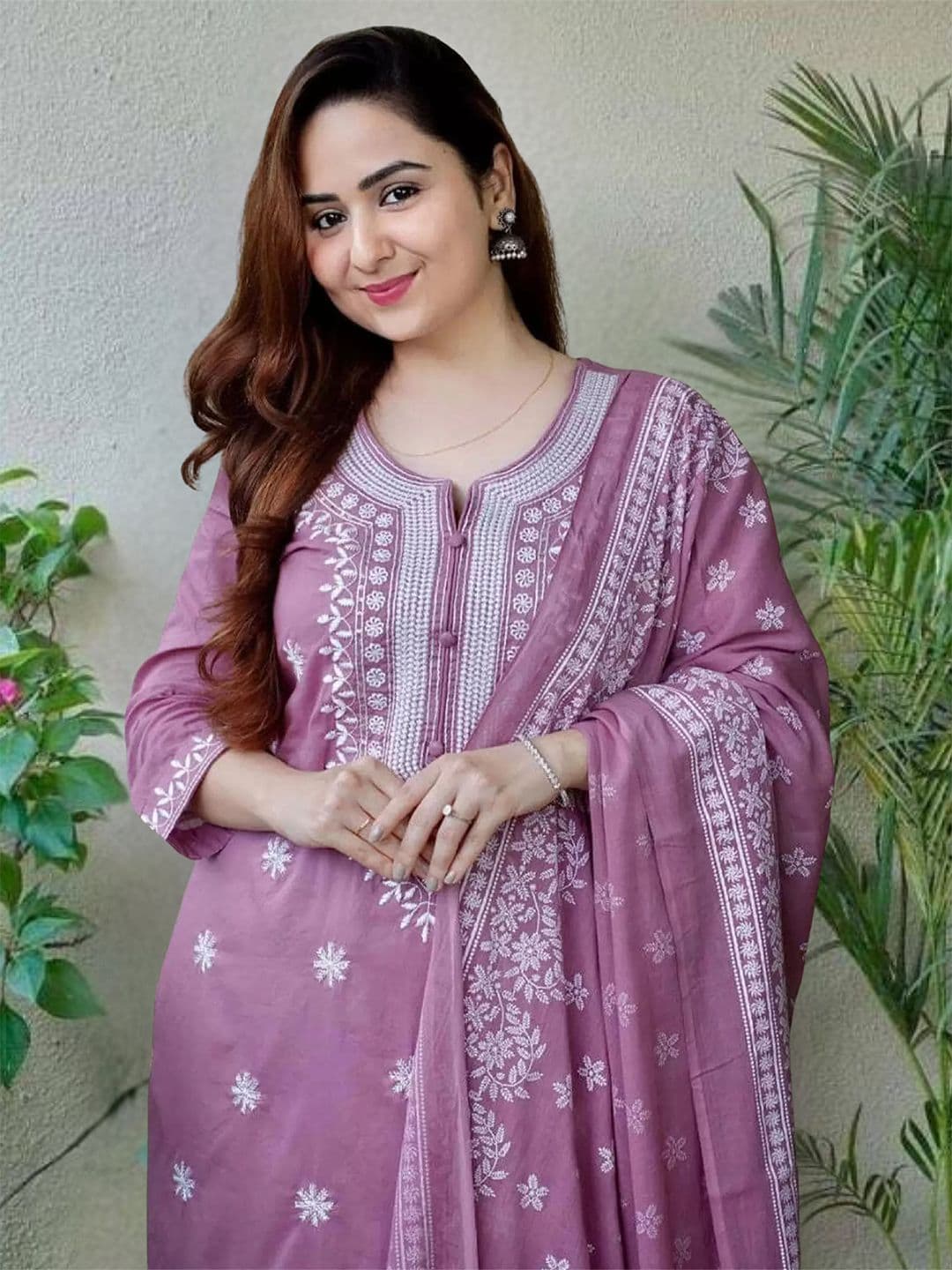 Royal Export Women Ethnic Motifs Embroidered Thread Work Kurta With Trousers & Dupatta - view 1