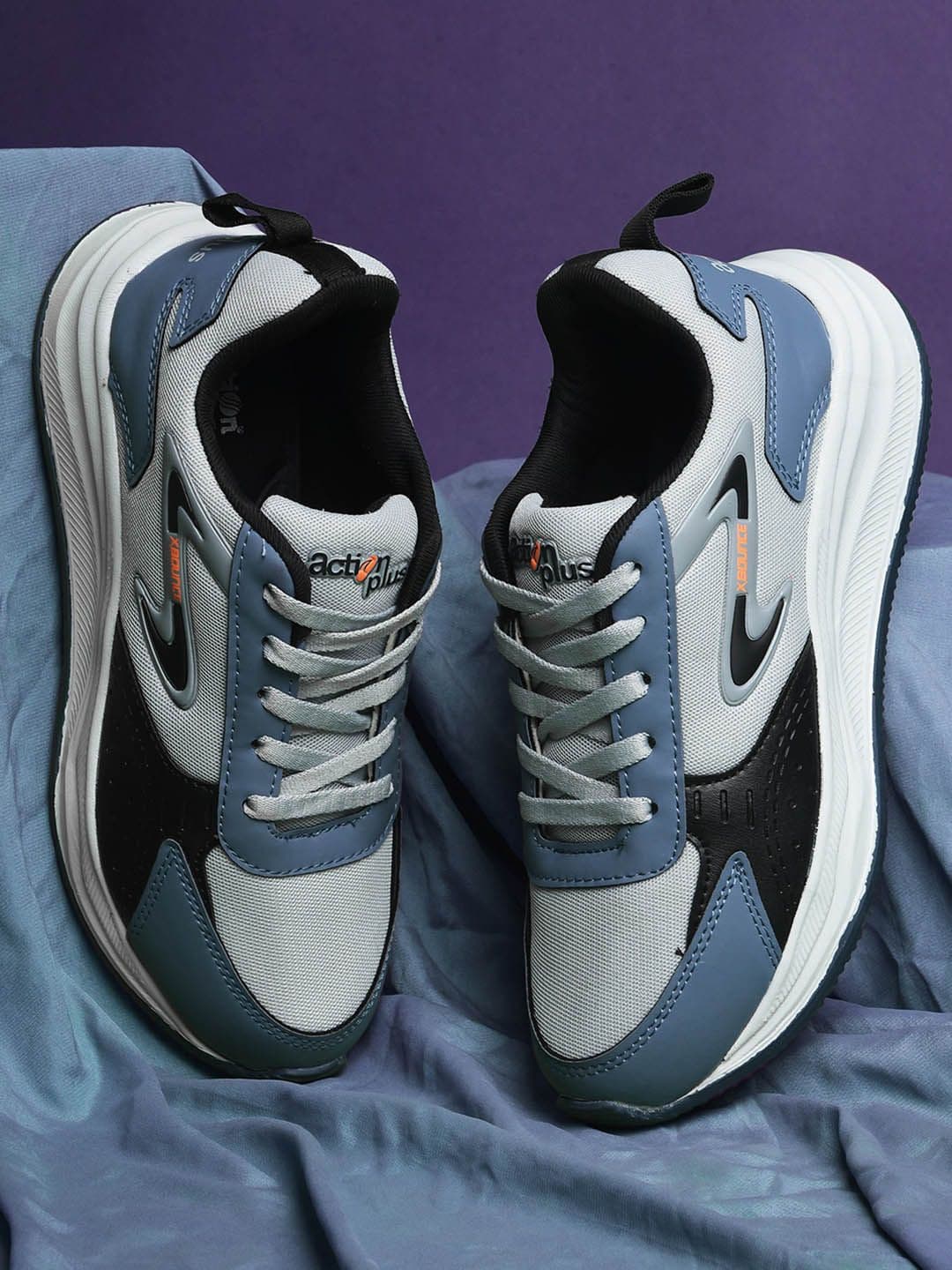 Action Plus Men Running Non-Marking Shoes - view 1