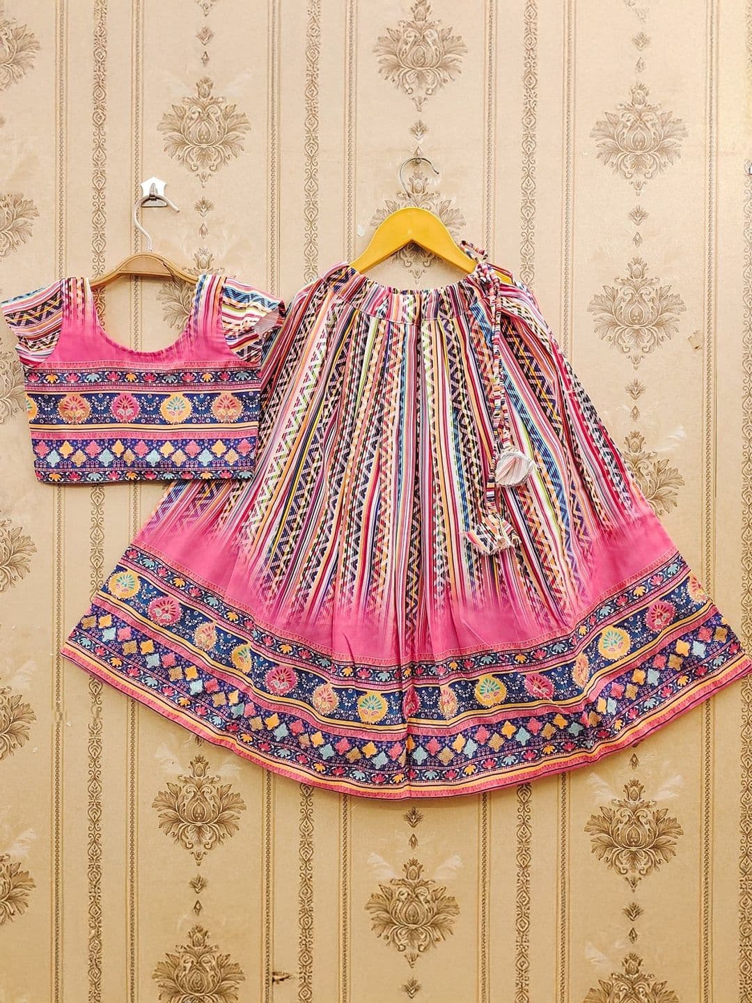 Sangria Girls Printed V-Neck Sleeveless Lehenga With Choli Set - view 1
