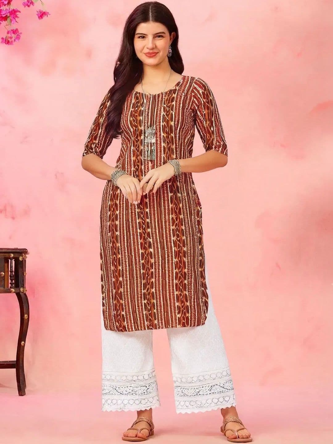 popmantra Women Ethnic Motifs Printed Crepe Kurta - view 1