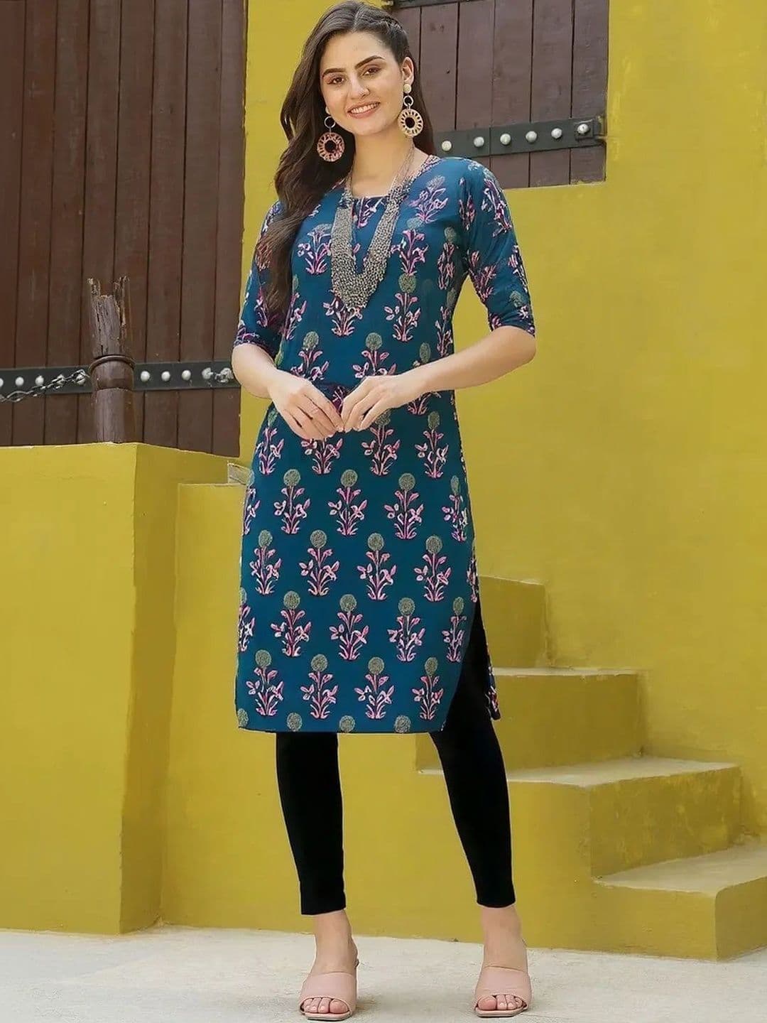 popmantra Women Ethnic Motifs Printed Crepe Kurta - view 1