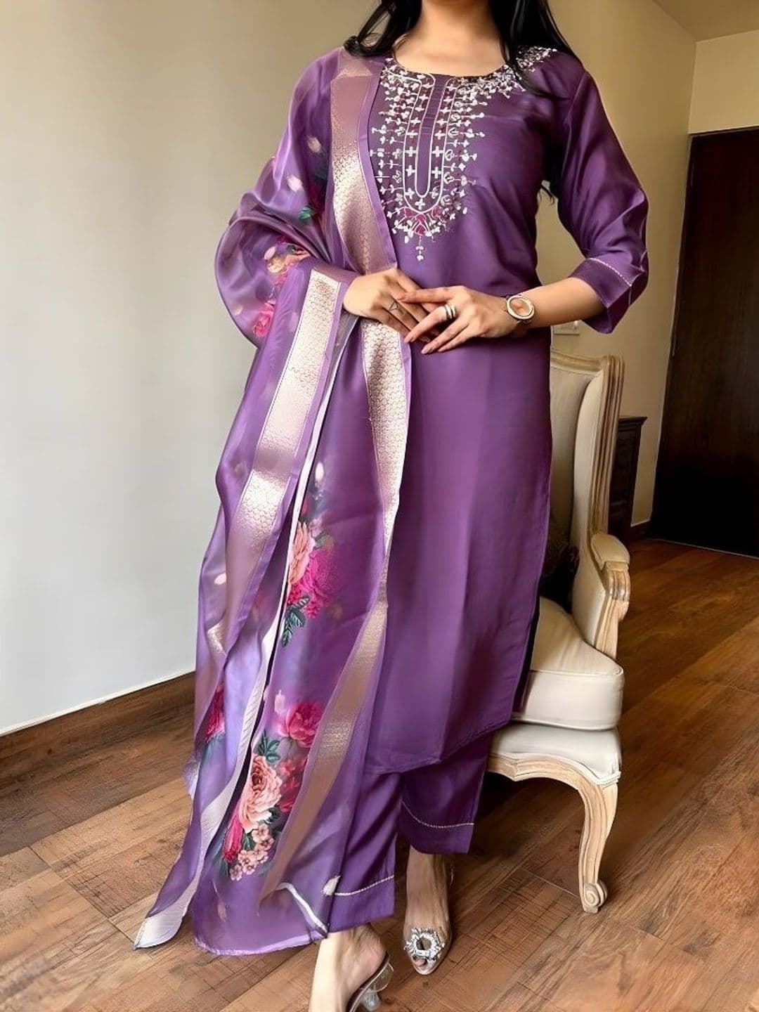 Women Basket Women Floral Embroidered Regular Thread Work Kurta with Trousers & With Dupatta - view 1